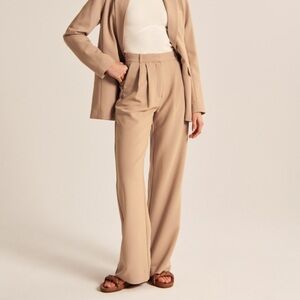 Abercrombie Sloane Tailored Pant Tan, Size 8 Long
